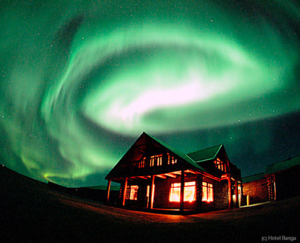 viaje islandia hotel ranga aurora boreal