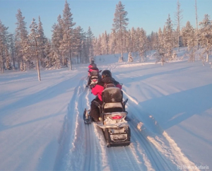 viaje finlandia kuusamo ruka motos nieve