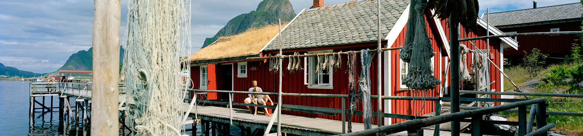 viaje a noruega islas lofoten casa pescadores rorbu wharf reine