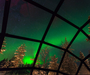 viaje a laponia auroras boreales iglu cristal kakslauttanen